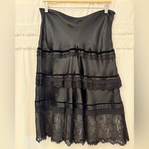 White House Black Market Black Lace & velvet Trim Skirt